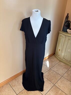 Venezia Jeans Clothing Co Black Deep V-Neck Maxi Dress with Drape Cap Sleeves